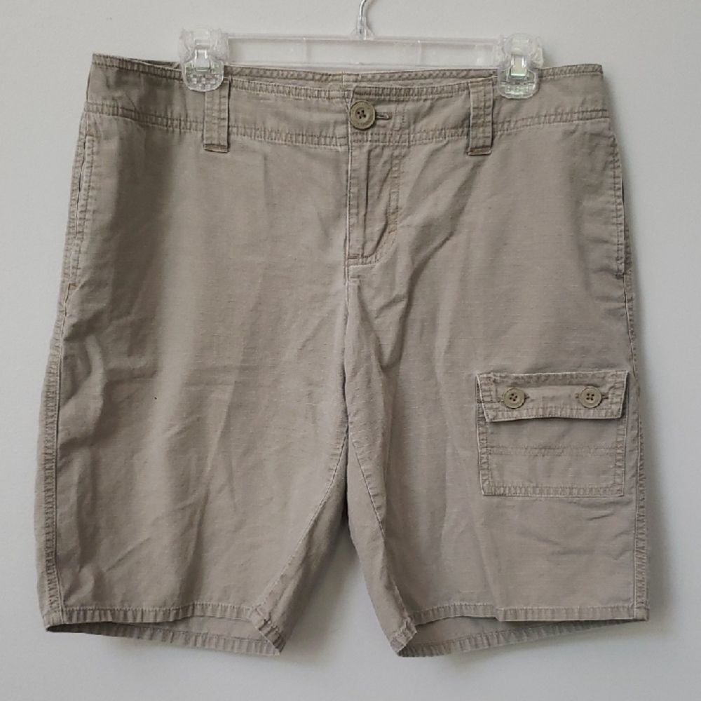 The North Face Shorts Womens 10 Khaki Tan Cargo Gorpcore Outdoor Camp Hike